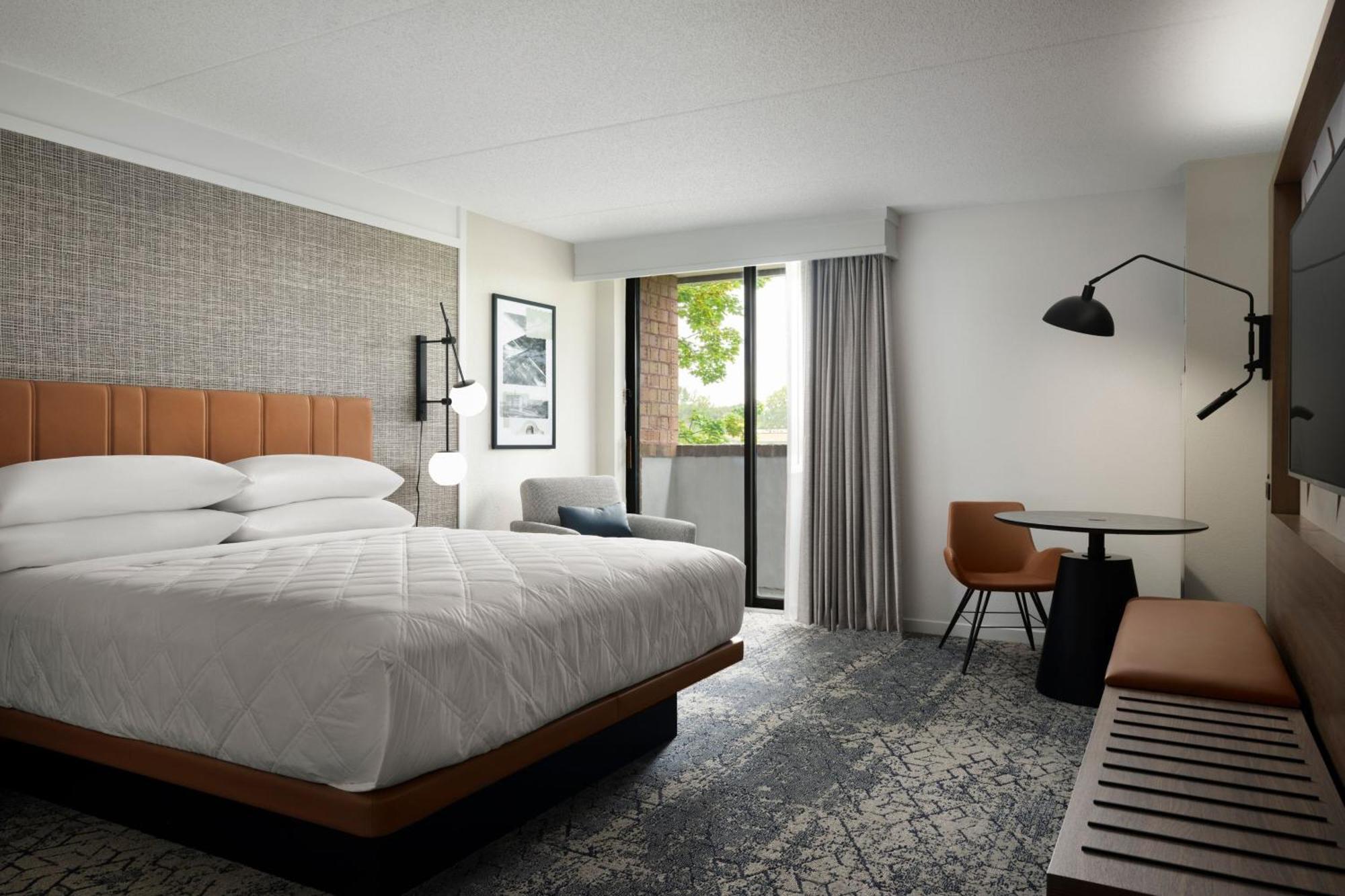 Deluxe King Room Balcony