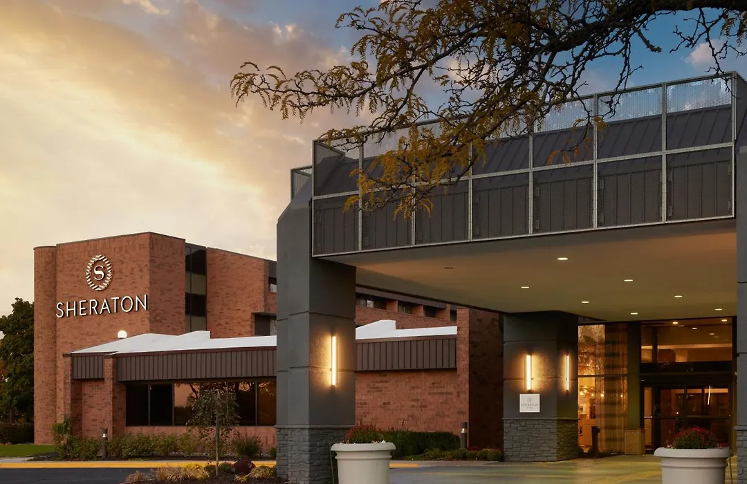 Sheraton Grand Rapids Airport Hotel-1